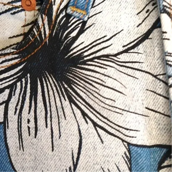 Levi's x Farm Rio Ribcage Cropped Jeans Women's 24 High Rise Denim - Picture 12 of 15